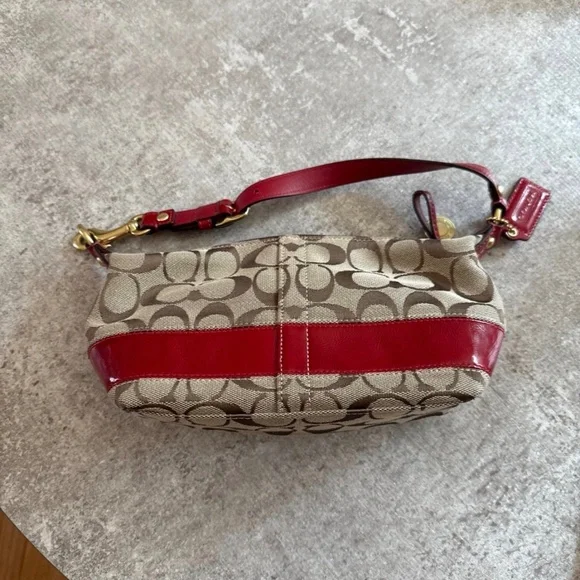 Vintage Coach Purse - Picture 3 of 8